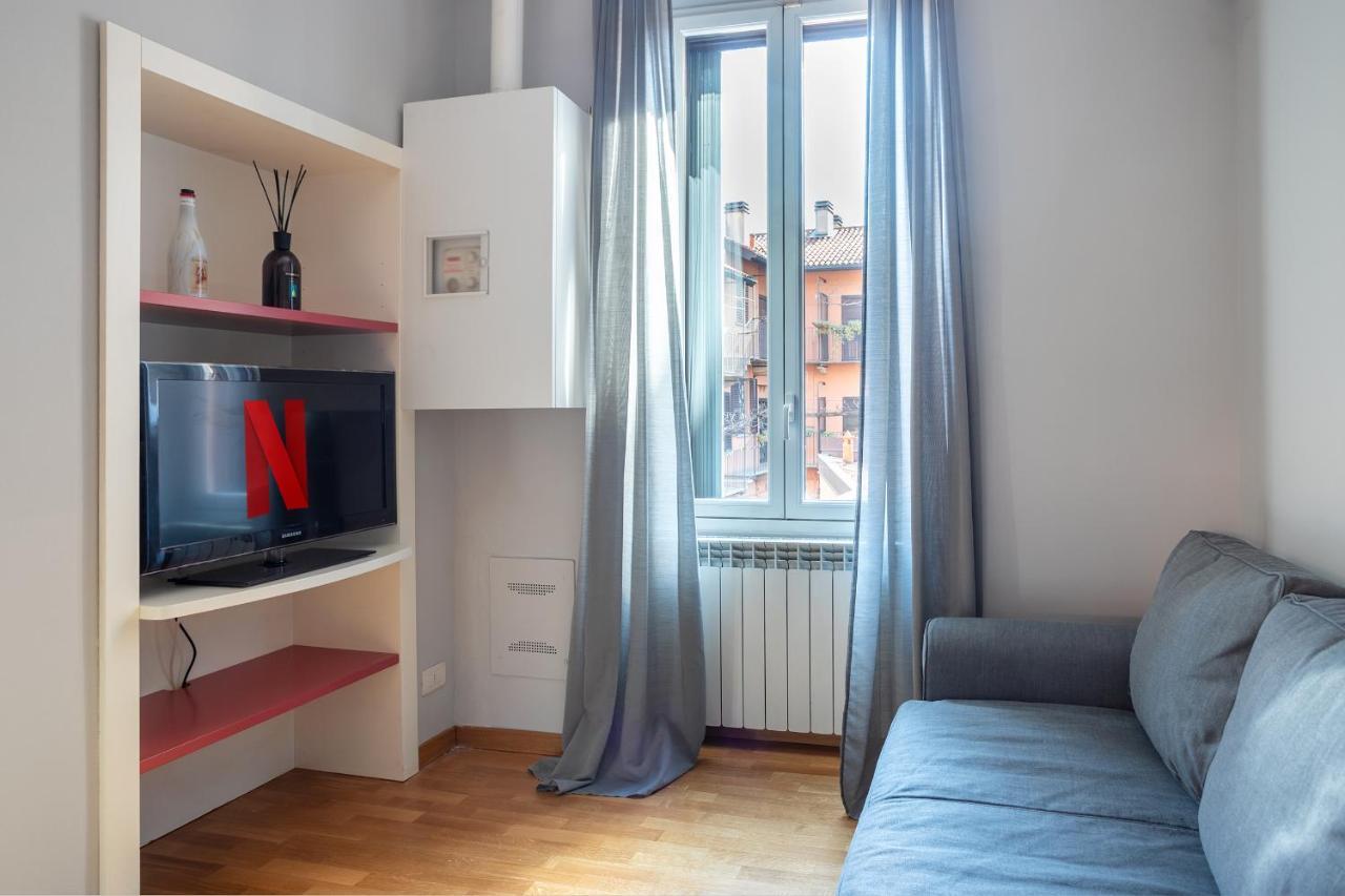 Navigli-Duomo Apartment With Netflix+Wifi Mediolan Zewnętrze zdjęcie